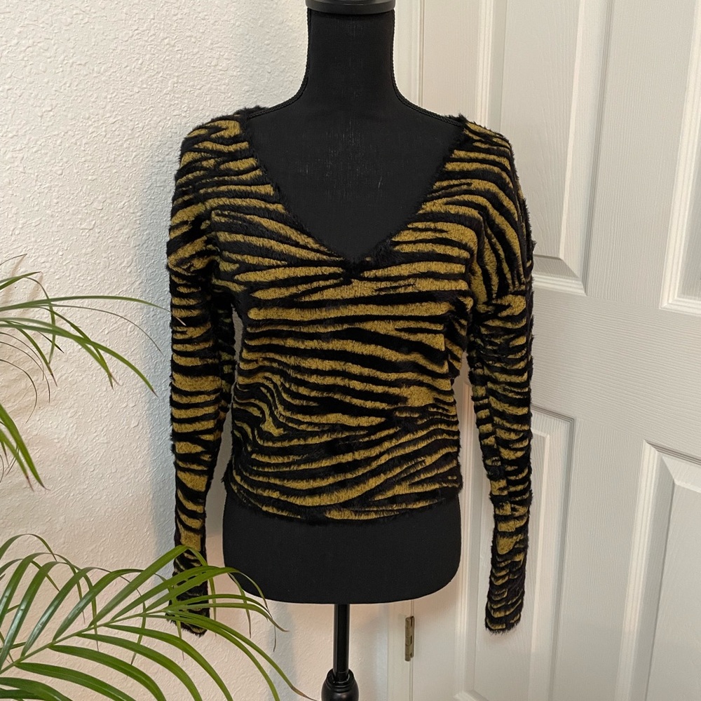Leith || Tiger Patterned Long Sleeve Shirt